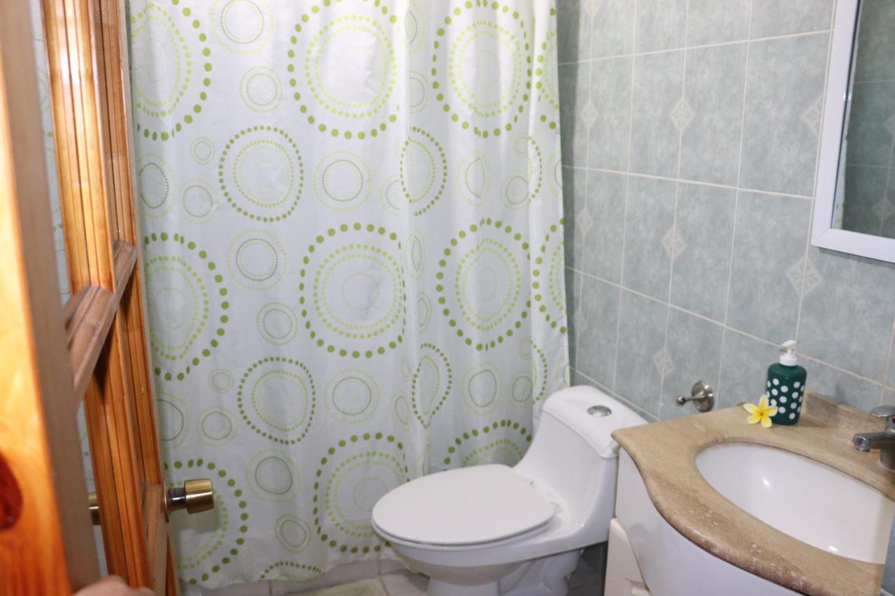 Hostal Avareipua Hanga Roa Luaran gambar